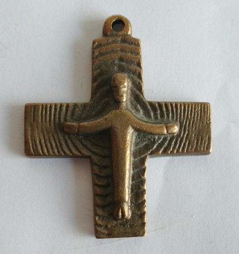 Kleines bronze kreuz jesus - bronze,