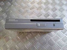 TOYOTA AVENSIS T25 CD-Wechsler