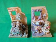 2 süße Buchstützen Baby