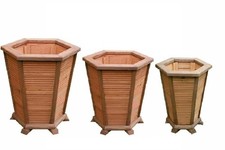 Blumentopf aus Massivholz