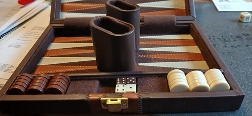 Backgammon spiel braunen - im,