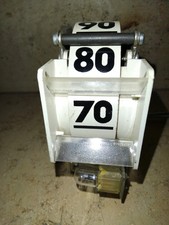 Merkur Nova 0,10 bis0,90 Pf Zähwerk in Weiß Spielautomat Geldspieler aus den 80e