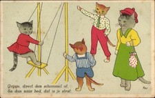 Ak Katzen auf dem Spielplatz, Schaukel, Vermenschlichte Tiere - 10744545