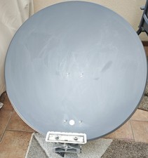 Kathrein CAS 90 Sat-Spiegel 90 cm + Kathrein Wandhalterung ZAS62