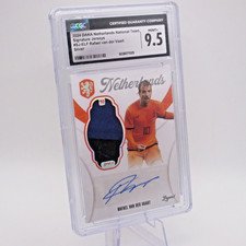 Rafael van der Vaart 28/40 ⚽ Auto Daka Netherlands Jersey Patch HSV - CGC 9.5