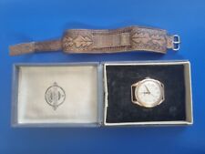 Gold Uhr Kirovskie 1960 mit Original Verpackung und Papiere. Sehr guten Zustand.