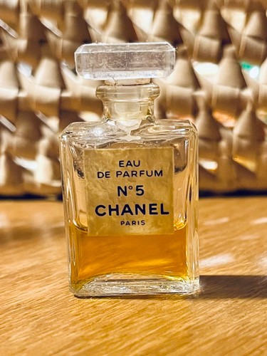 Chanel eau de - chanel,