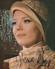 DIANA RIGG Original Autogramm