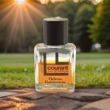 „Courant“ von Helena