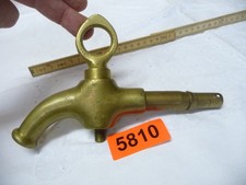 5810.      Alter  Bierzapfhahn