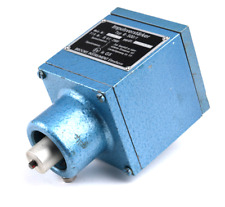 Brooks Instrument R-500/1 Impulsverstärker 18702 Signalwandler 11V Verstärker