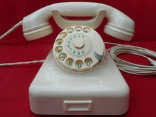 ALTES BAKELIT TELEFON + R