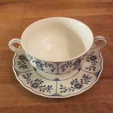 Suppentasse mit Unterteller  "SALZBURG"  Alt Tirschenreuth -  Weiß Blau