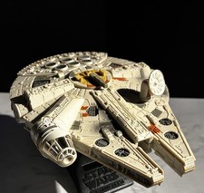 Vintage 1997 Galoob Toys Millennium Falcon Micro Machines