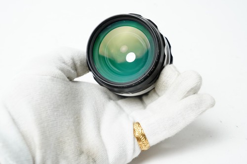Nikon nikkor 28mm f3 - -, f3.5