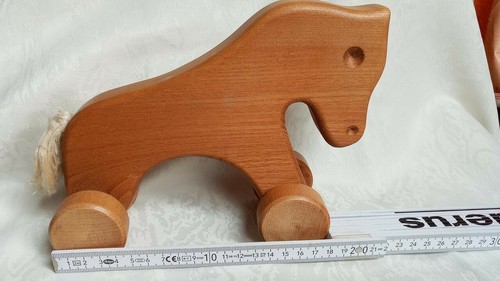 Schiebe holzpferd massiv - schiebe,
