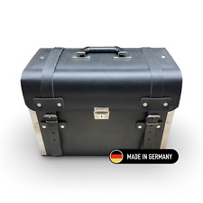 Schwarz genarbter Leder