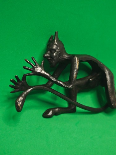 Skulptur teufel dämon metall - skulptur,