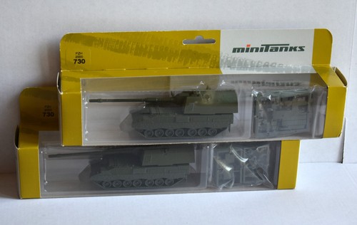 Roco minitanks 730 2x - minitanks,