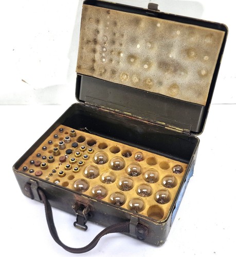 Bundeswehr box werkzeug - box, +