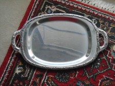 aus der Serie Baroque:  WMF Servierplatte mit Griff