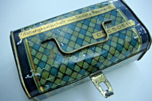 Blechschachtel seidel - v.,
