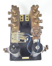 FANUC LTD A04B-0810-C420 Bauteil aus einer Amada Laserschneidmaschine