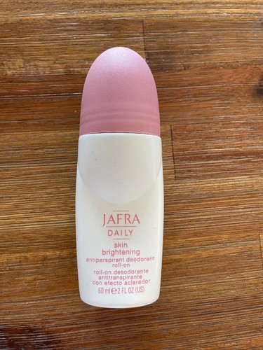 Jafra daily skin brightening - jafra,