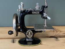 Vintage Singer Mini
