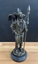 Bronzefigur Indianer mit Adler Skulptur Krieger Figur Antik Stil Statue Bronze