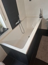 Verkaufe Badewanne mit Armatur Badeset von Villeroy und Boch