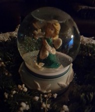 GOEBEL WEIHNACHTEN SCHNEEKUGEL