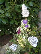 Steinfiguren 3er Set Elfe, Rosen stecker, Gartendeko 