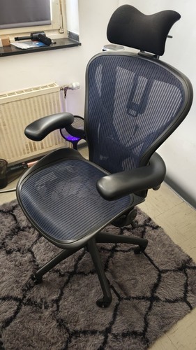 Hermann miller aeron - aeron, classic