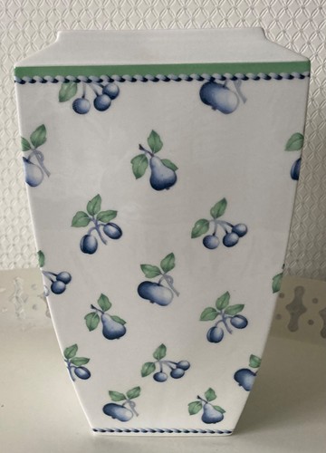 Villeroy boch vase - &, 1748