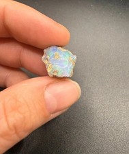 Opal Welo 8.90ct Edelstein
