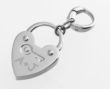 Charms Fossil Herz