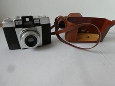 Fotoapparat (1960er): Agfa Isoly I - Rollfilmkamera mit Tasche 