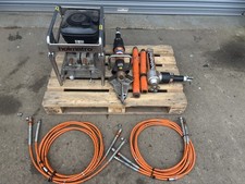 Holmatro Backen des Lebens