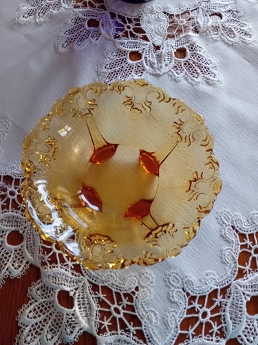Sehr alte glasschüssel mit - glasschüssel,