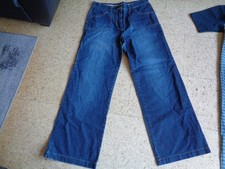 Jeans Gr. 33 in dunkelblau von