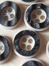 8 Trachtenknöpfe, Kunststoff, 4 - Loch in HIRSCHHORNOPTIK 12 mm DUNKELBRAUN