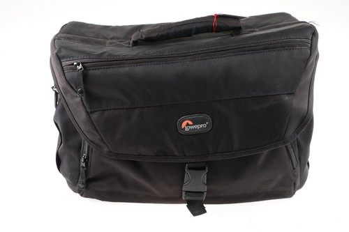 Lowepro nova 200 - lowepro,