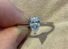 1,0 Karat Lab Created Diamant
