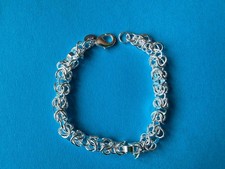 Modisches Damenarmband aus