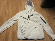 Nike Tech Fleece