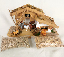 Kleine Weihnachtskrippe Krippe mit Zubehör Esel Ziege Pferd Heu Stroh
