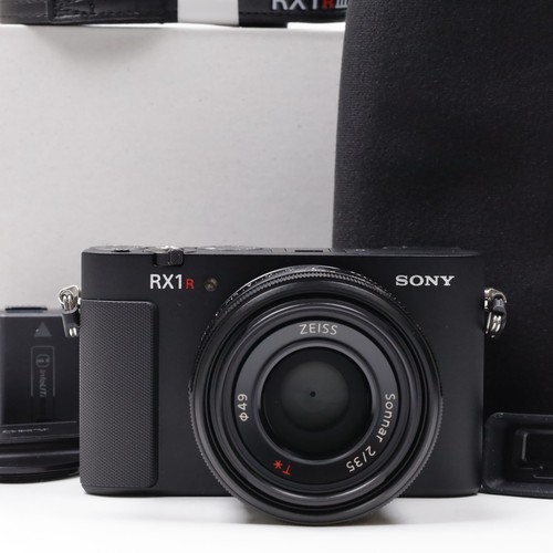 Sony cyber shot - rx1r, iii
