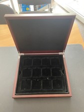 Echtholz-Münzkassette mit 12 Fächern 50 x 50 mm