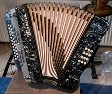 Ziehharmonika "Monika" zu Verkaufen!
